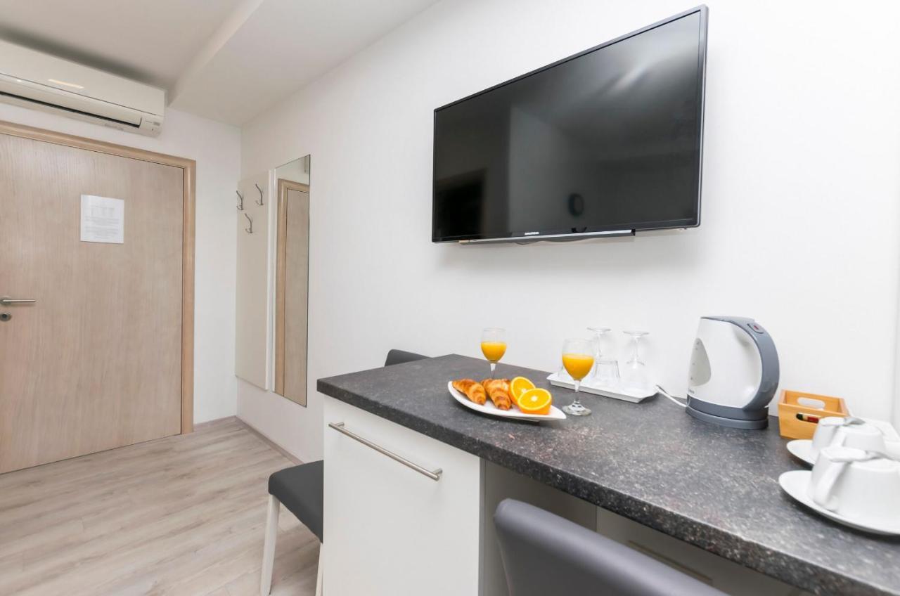 Apartments And Rooms Adriatic Suites Šibenik Eksteriør bilde