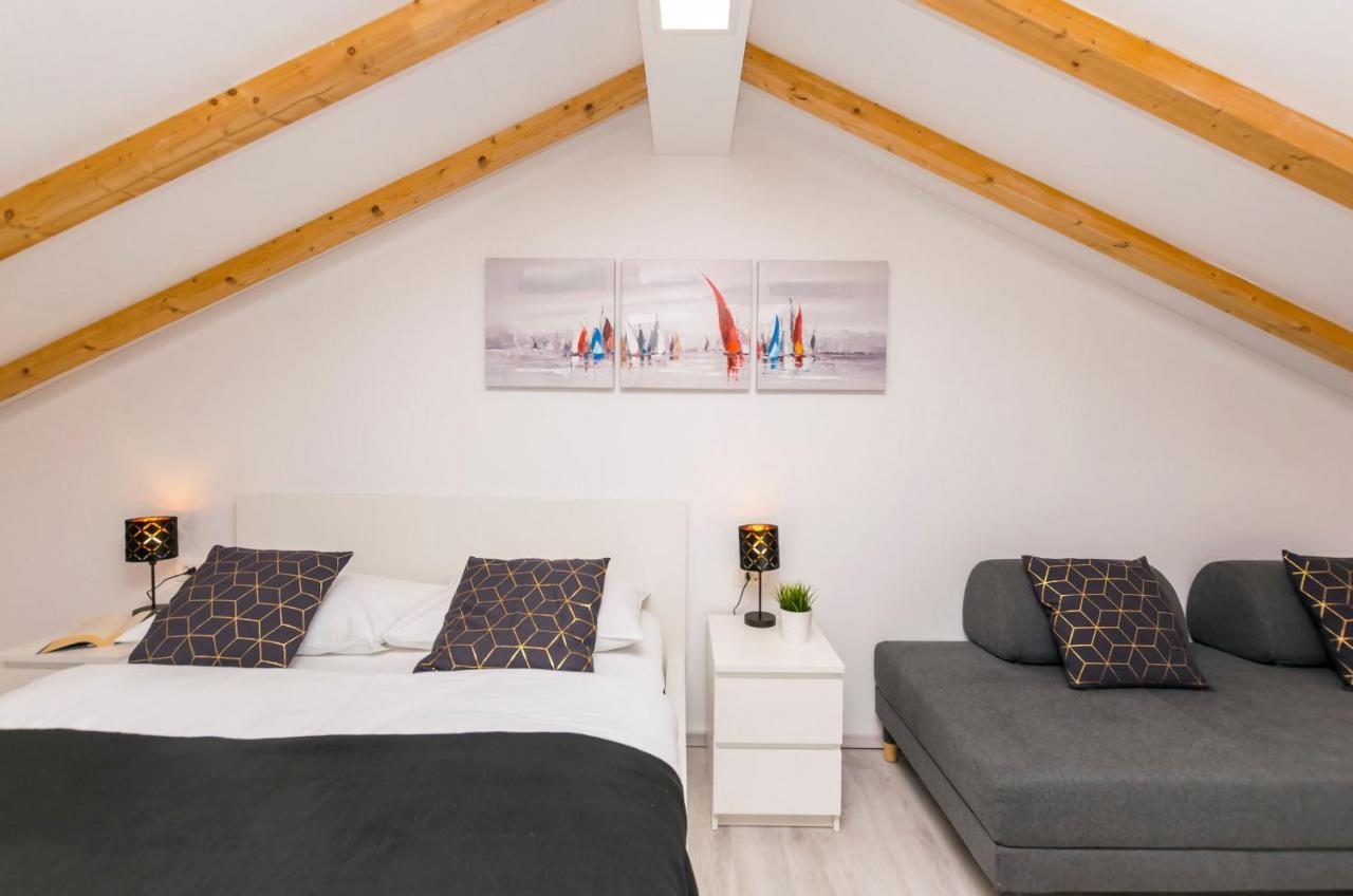 Apartments And Rooms Adriatic Suites Šibenik Eksteriør bilde