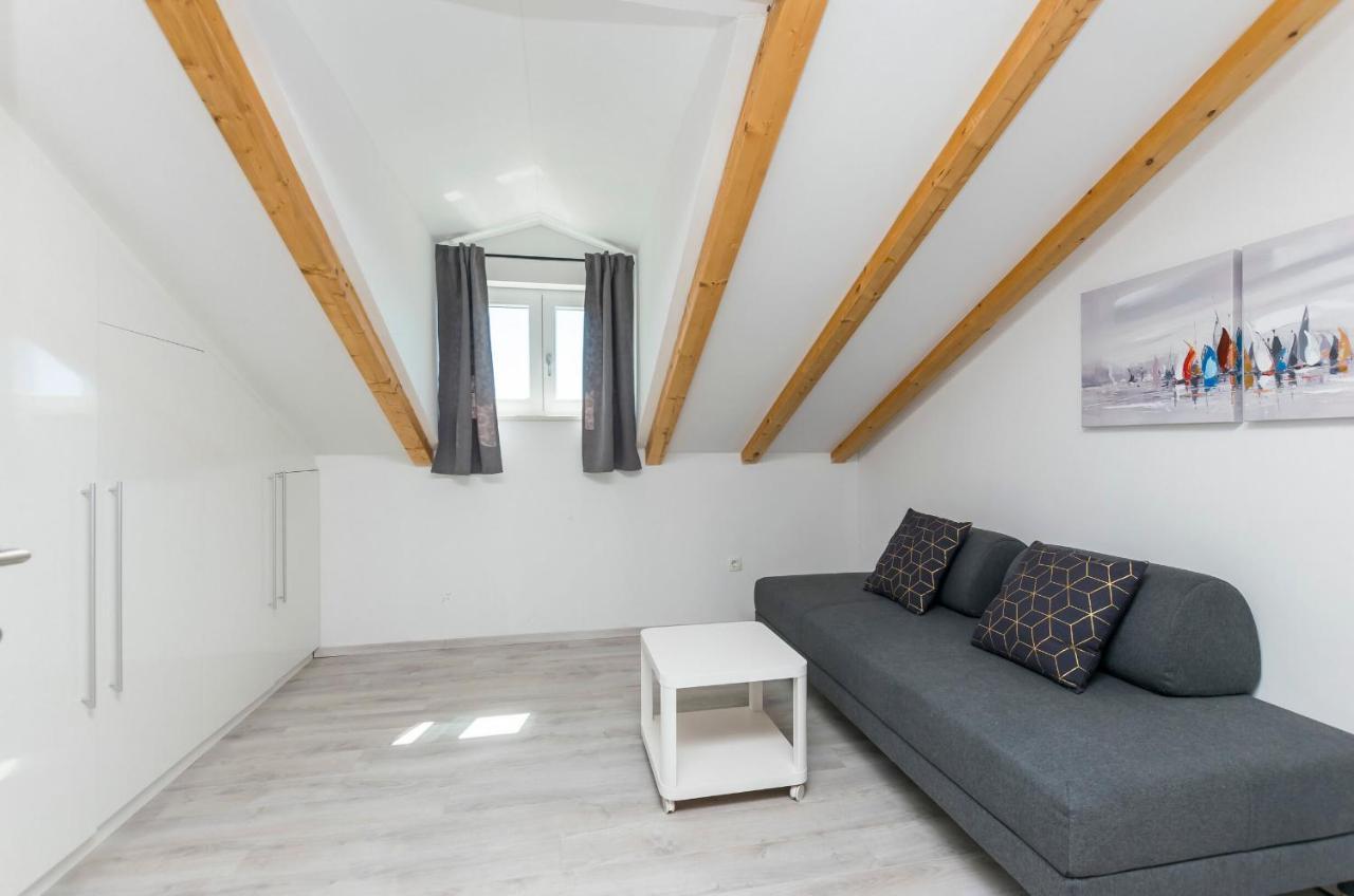 Apartments And Rooms Adriatic Suites Šibenik Eksteriør bilde