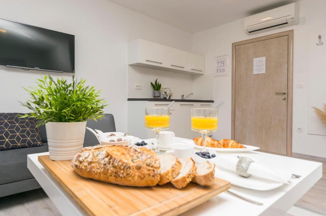 Apartments And Rooms Adriatic Suites Šibenik Eksteriør bilde