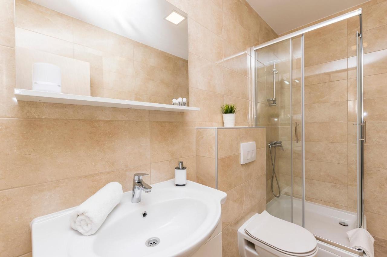 Apartments And Rooms Adriatic Suites Šibenik Eksteriør bilde