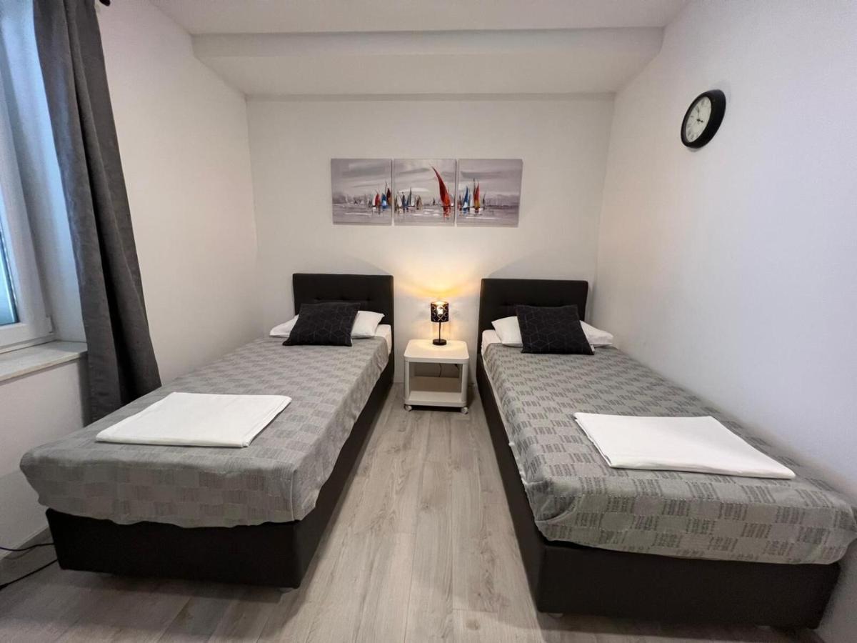 Apartments And Rooms Adriatic Suites Šibenik Eksteriør bilde